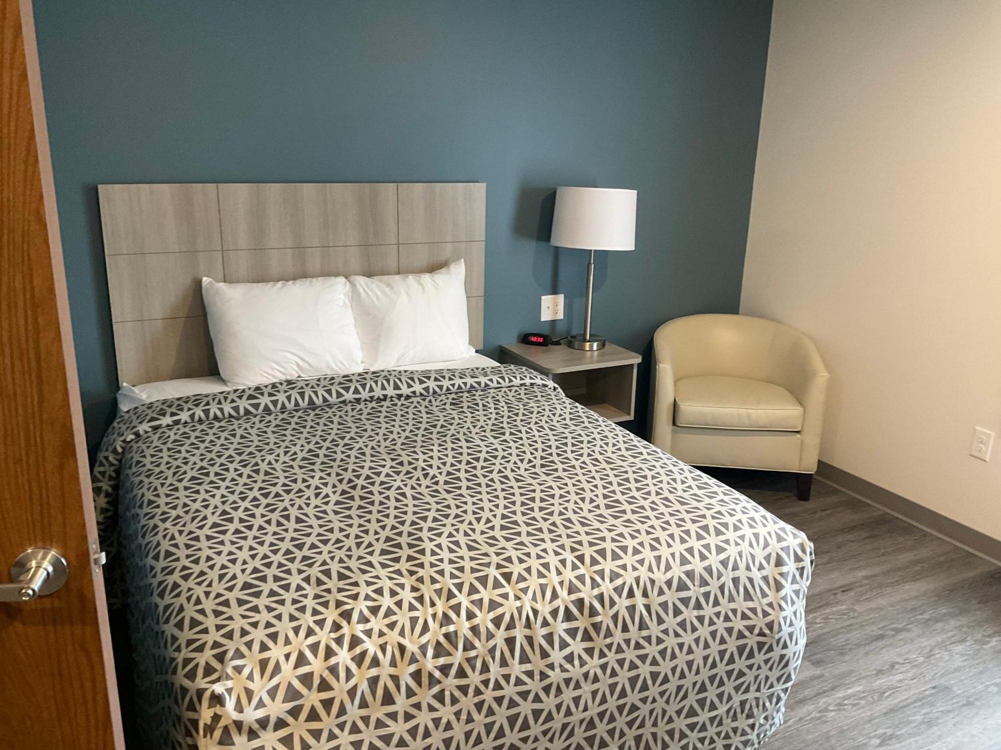 Woodspring Suites Charlotte Airport Екстериор снимка
